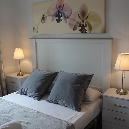 Apartamento Pueblo Quinta ベナルマデナ エクステリア 写真