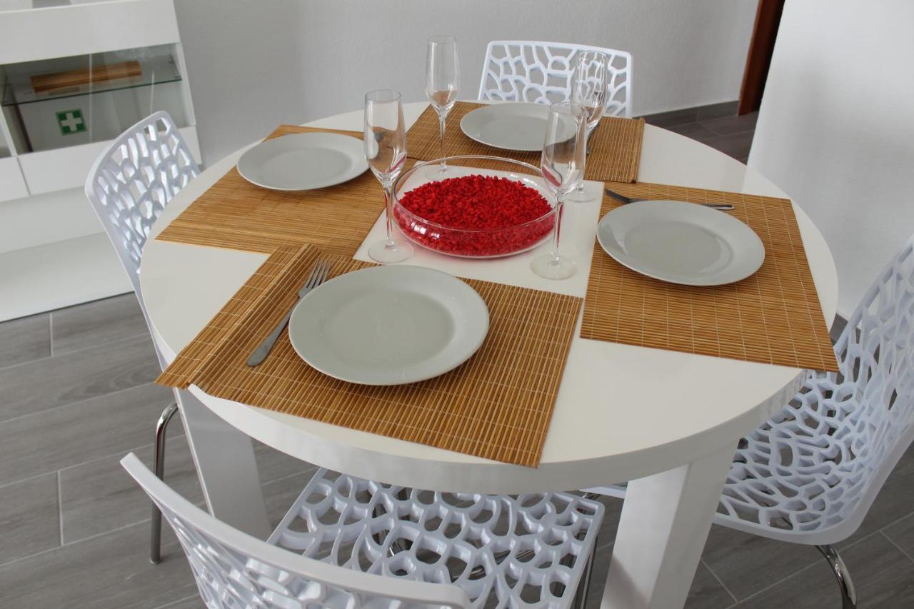 Apartamento Pueblo Quinta ベナルマデナ エクステリア 写真