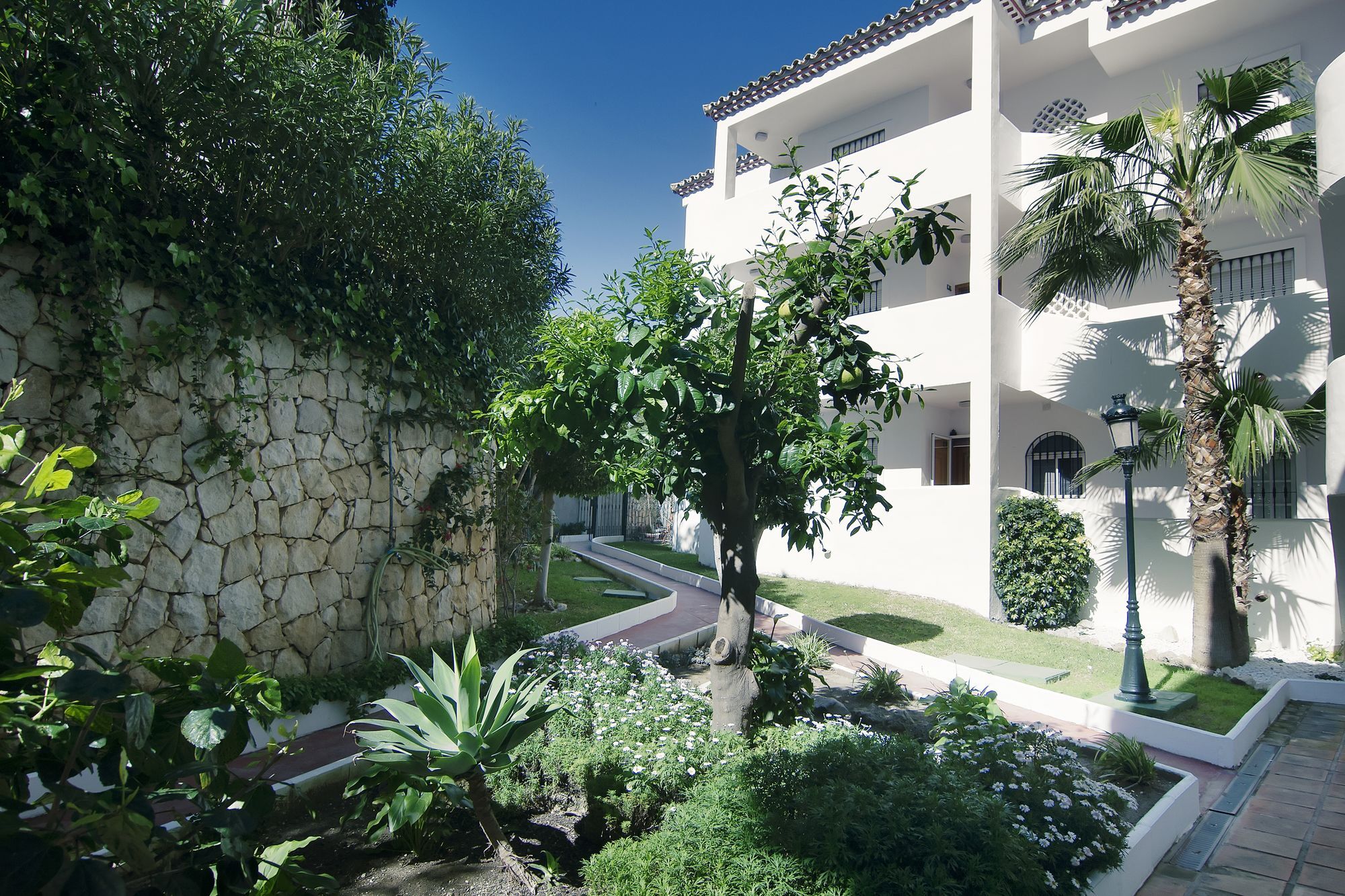 Apartamento Pueblo Quinta ベナルマデナ エクステリア 写真